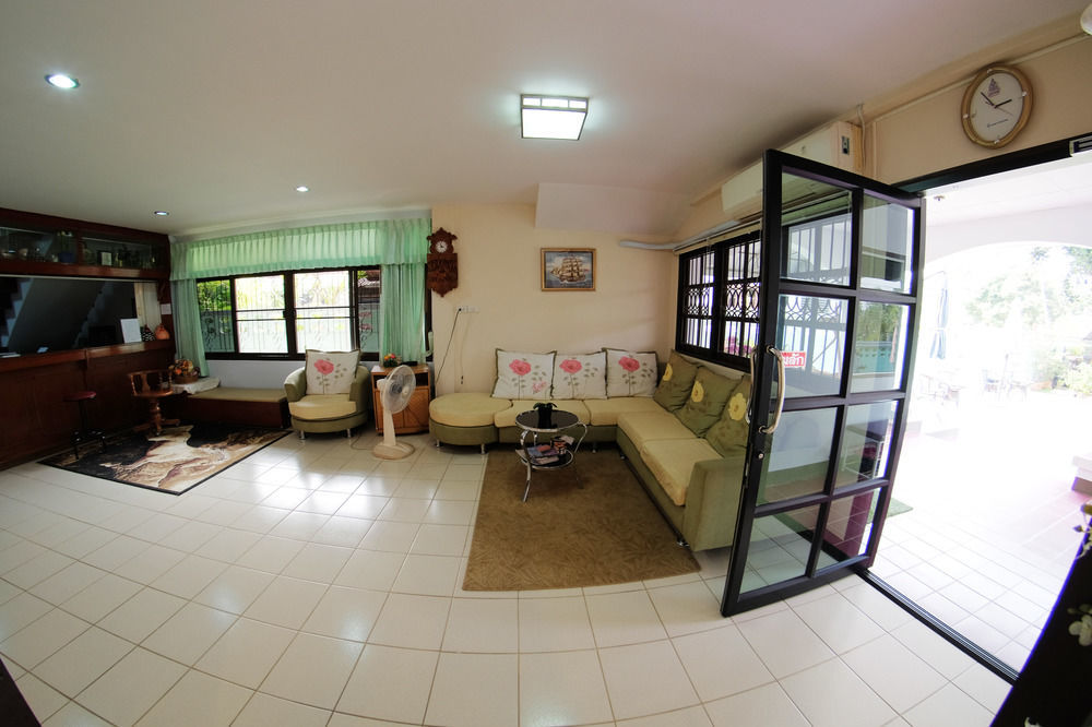 Baan Issara Boutique Hotel Nan Exterior photo