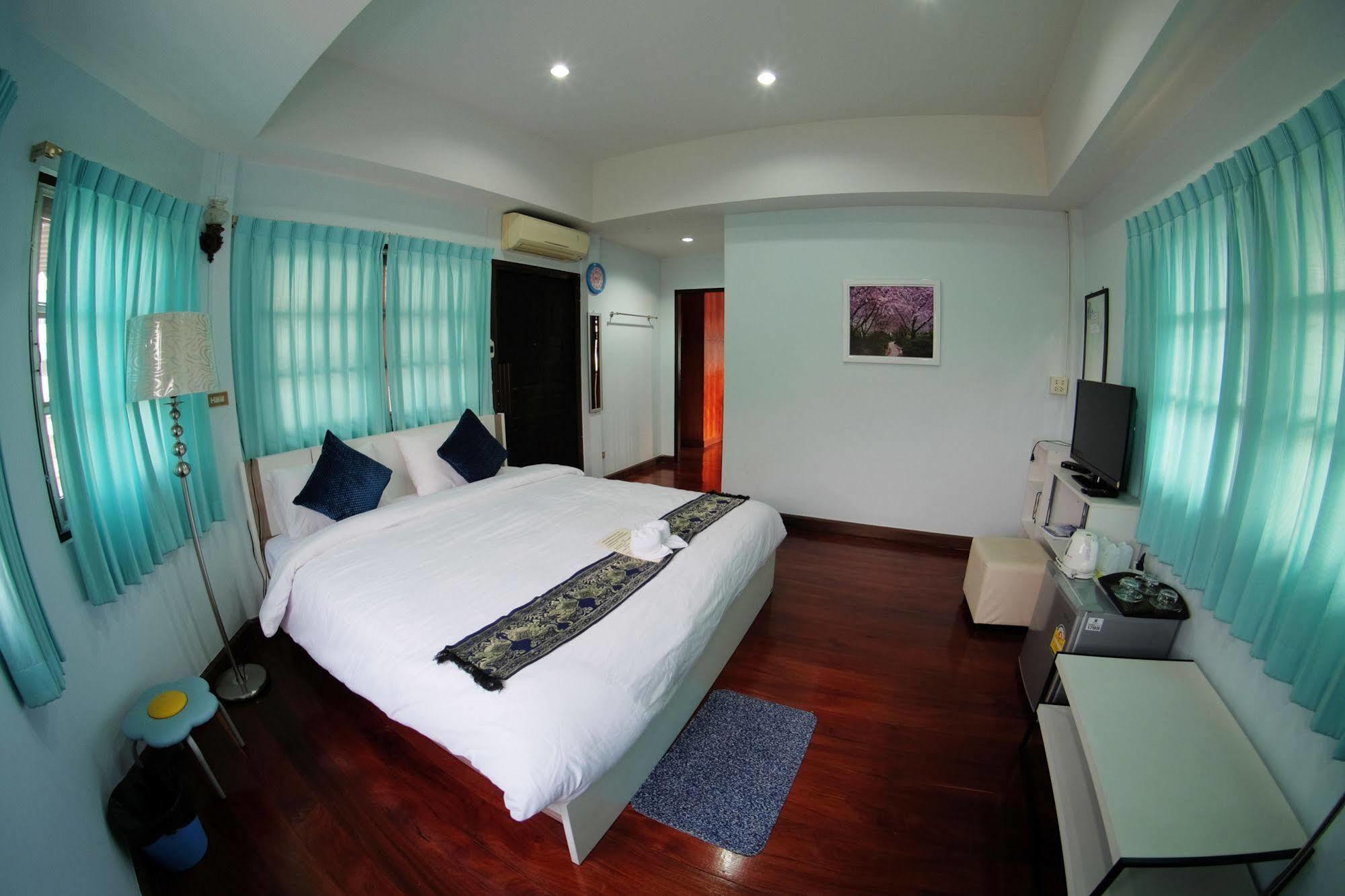 Baan Issara Boutique Hotel Nan Exterior photo